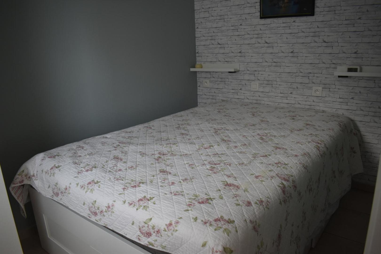 Blutsyde Estepona 008 เบรเดเน ภายนอก รูปภาพ